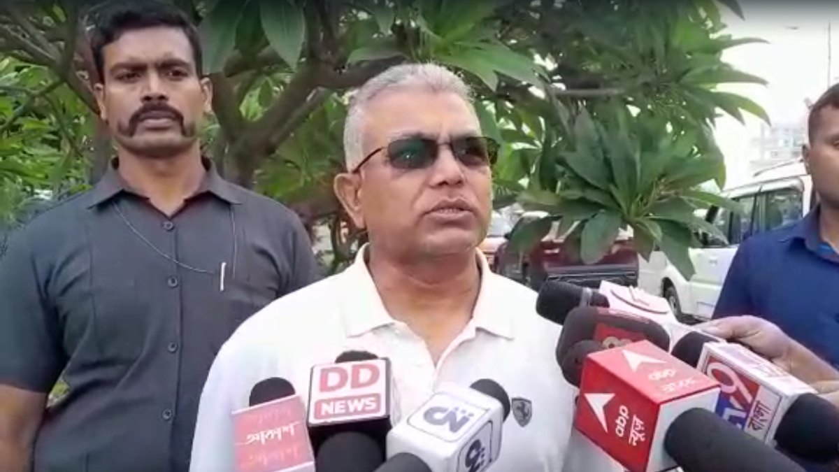 দিলীপ ঘোষ দিলীপ ঘোষ