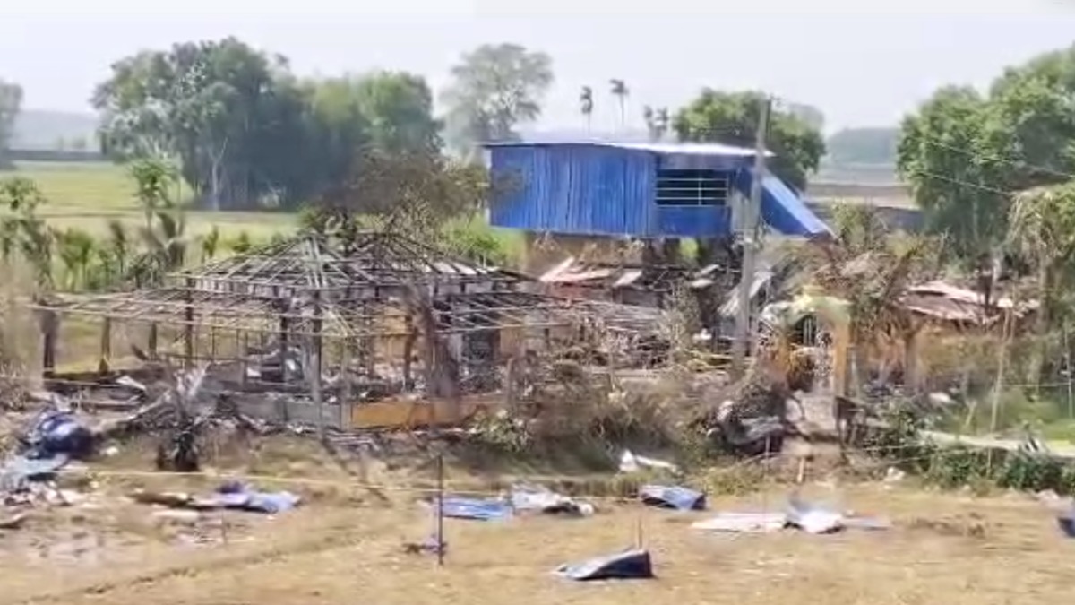 এগরায় ভানু বাগকে ট্রেড লাইসেন্স দিয়েছিল তৃণমূল পঞ্চায়েত এগরায় ভানু বাগকে ট্রেড লাইসেন্স দিয়েছিল তৃণমূল পঞ্চায়েত