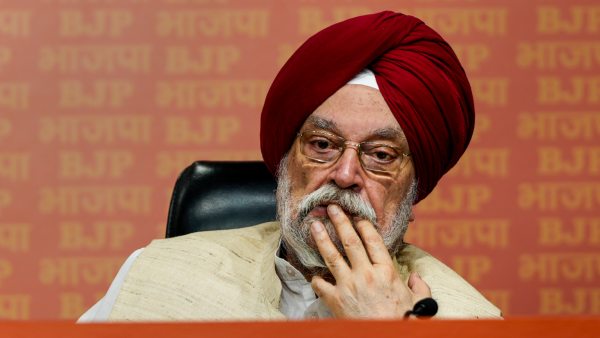 নতুন সংসদ ভবনের উদ্বোধনে বিরোধী মোকাবিলায় অস্ত্র বিজেপির নতুন সংসদ ভবনের উদ্বোধনে বিরোধী মোকাবিলায় অস্ত্র বিজেপির