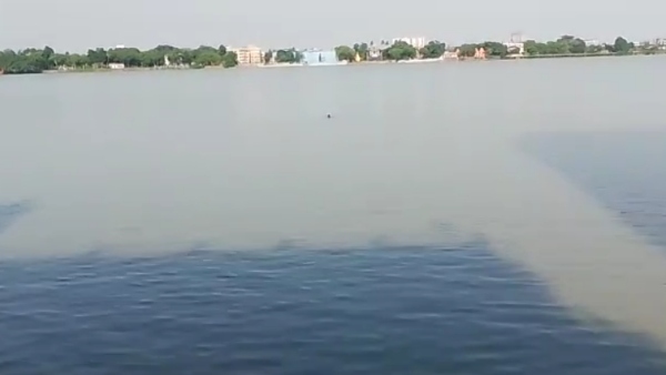 গঙ্গায় ঝাঁপ দিয়েও শেষ রক্ষা হল না আসামীর গঙ্গায় ঝাঁপ দিয়েও শেষ রক্ষা হল না আসামীর