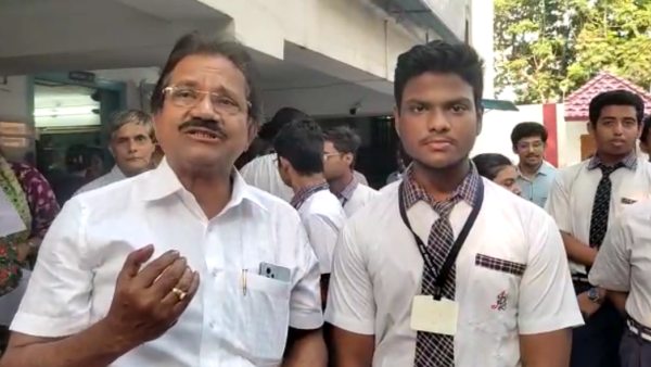 ICSE ও ISC-তে বাজিমাৎ বাংলার, প্রথম বর্ধমানের সম্বিত, মেধা তালিকায় প্রথম পাঁচে রাজ্যের পড়ুয়ারা ICSE ও ISC-তে বাজিমাৎ বাংলার, প্রথম বর্ধমানের সম্বিত, মেধা তালিকায় প্রথম পাঁচে রাজ্যের পড়ুয়ারা