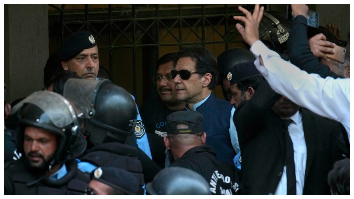 ইমরান খানের বাড়িতে সন্ত্রাসবাদী-ডেরা! জঙ্গি মুক্ত করতে তেহরিক-ই-ইনসাফকে ২৪ ঘন্টার সময়সীমা সরকারের ইমরান খানের বাড়িতে সন্ত্রাসবাদী-ডেরা! জঙ্গি মুক্ত করতে তেহরিক-ই-ইনসাফকে ২৪ ঘন্টার সময়সীমা সরকারের