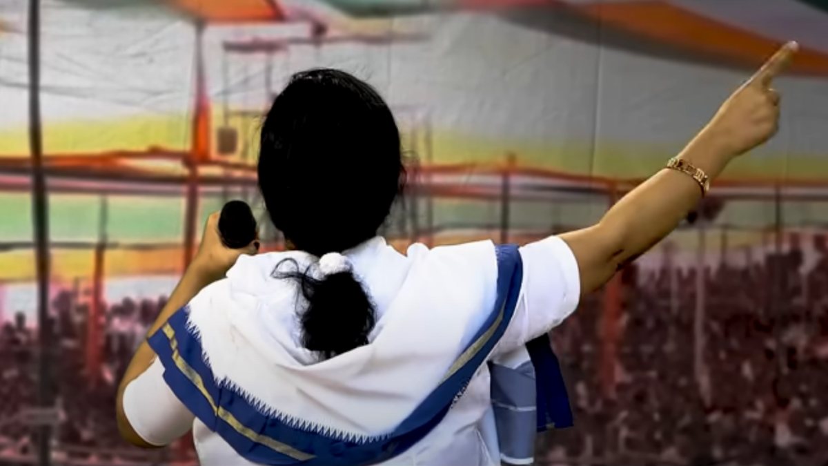 বিজেপি জাতি দাঙ্গা লাগানোর চেষ্টা করছে, অভিযোগ মমতার