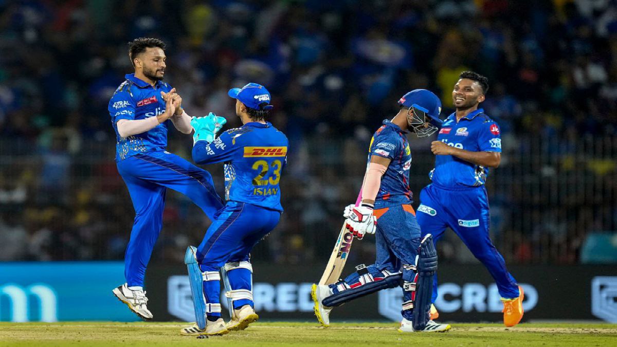 আকাশ মাধওয়াল