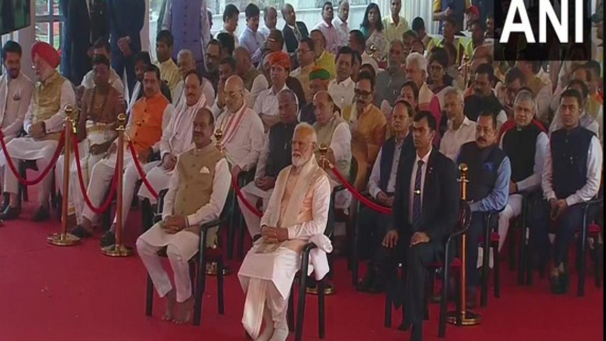 নতুন সংসদ ভবন উদ্বোধনে না ২০ টি বিরোধী দলের নতুন সংসদ ভবন উদ্বোধনে না ২০ টি বিরোধী দলের