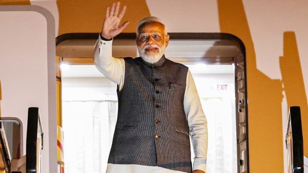 ললিত মোদী আর নিরব মোদীকে দেশে ফেরাতে পারলে প্রধানমন্ত্রীকে অভিবাদন জানানো হবে, বার্তা কংগ্রেসের ললিত মোদী আর নিরব মোদীকে দেশে ফেরাতে পারলে প্রধানমন্ত্রীকে অভিবাদন জানানো হবে, বার্তা কংগ্রেসের