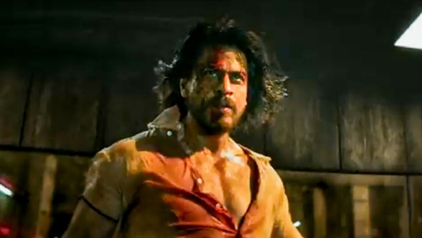 শাহরুখের মূর্তি এবার আসানসোলে! 