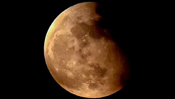 ১৫ দিনের ব্যবধানে দুটি গ্রহণ