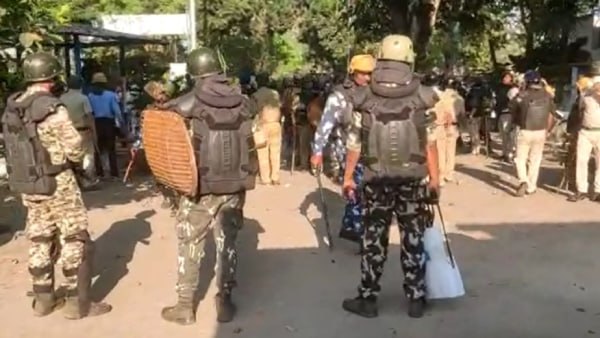 কালিয়াগঞ্জে নাবালিকার মৃত্যুর ঘটনায় সিট গঠন হাইকোর্টের