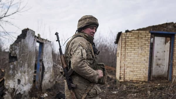 Russia-Ukraine War: ইউক্রেনের বাখমুত দখলের দাবি রাশিয়ার! সেনাবাাহিনীকে অভিনন্দন জানালেন পুতিন Russia-Ukraine War: ইউক্রেনের বাখমুত দখলের দাবি রাশিয়ার! সেনাবাাহিনীকে অভিনন্দন জানালেন পুতিন