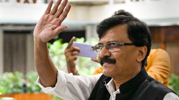 বিজেপি বিরোধী ঐক্যে যোগ দেবেন উদ্ধব ঠাকরেও