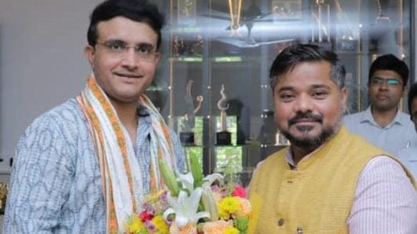 ত্রিপুরার পর্যটন দফতরের ব্র্যান্ড অ্যাম্বাসাডর হচ্ছেন সৌরভ ত্রিপুরার পর্যটন দফতরের ব্র্যান্ড অ্যাম্বাসাডর হচ্ছেন সৌরভ