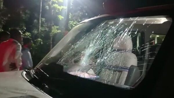 জঙ্গলমহলে সংঘাতের আবহ! বাংলা জুড়ে ধর্মঘটের ডাক আদিবাসীদের বিভিন্ন সংগঠনের জঙ্গলমহলে সংঘাতের আবহ! বাংলা জুড়ে ধর্মঘটের ডাক আদিবাসীদের বিভিন্ন সংগঠনের