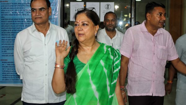 রাজের বিরুদ্ধে সরব কেন্দ্রীয় মন্ত্রী গজেন্দ্র সিং