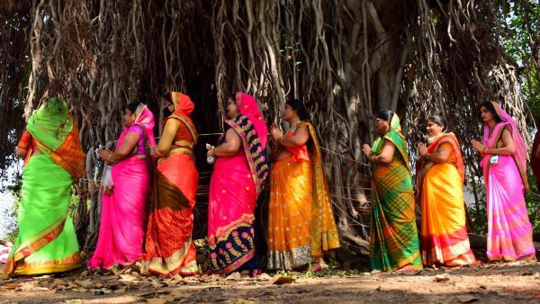 বট সাবিত্রী ব্রতের সময় ভাগ্যের দ্বার খুলবে কাদের বট সাবিত্রী ব্রতের সময় ভাগ্যের দ্বার খুলবে কাদের