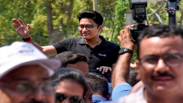 রণেভঙ্গ বিদ্রোহী বিধায়কদের, সুড়সুড় করে অভিষেকের সভায়