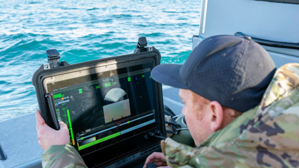 টাইটানিকের পাশেই সলিল সমাধি টাইটানের 