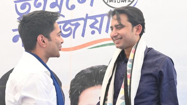 অভিষেককে পাল্টা তোপ দিলীপের অভিষেককে পাল্টা তোপ দিলীপের