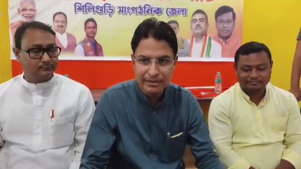 তৃণমূলে ভাঙন অব্যাহত