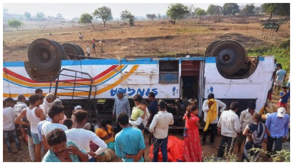  ওড়িশায় বিয়েবাড়ির বাসের ভয়াবহ দুর্ঘটনায় ১২ জনের মৃত্যু