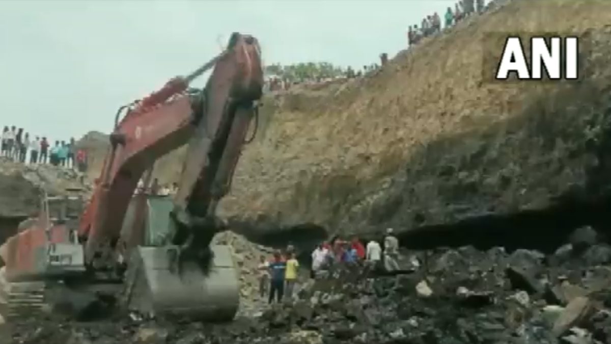 coal mine collapse near Dhanbad coal mine collapse near Dhanbad