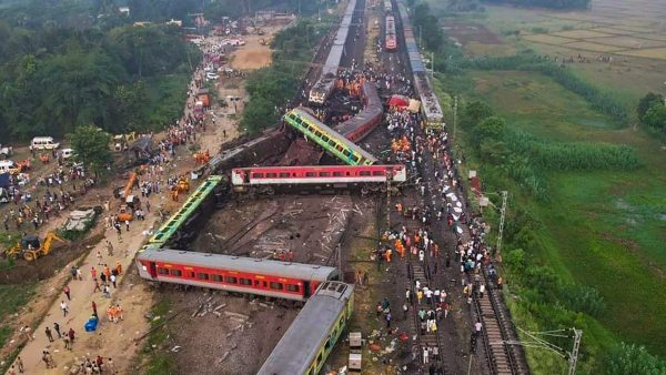 করমণ্ডল এক্সপ্রেসের দুর্ঘটনার নেপথ্যে কোন কারণ,