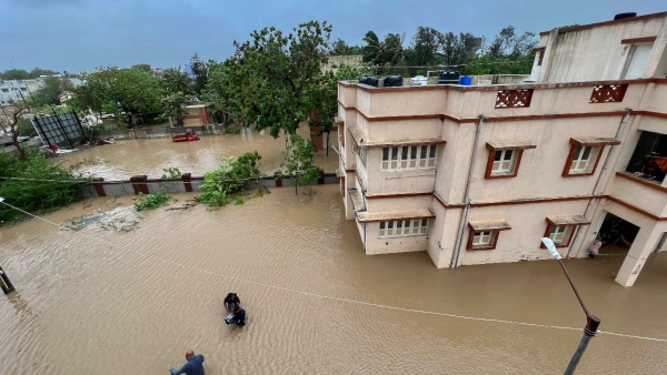 ঘূর্ণিঝড় বিপর্যয় ঘূর্ণিঝড় বিপর্যয়