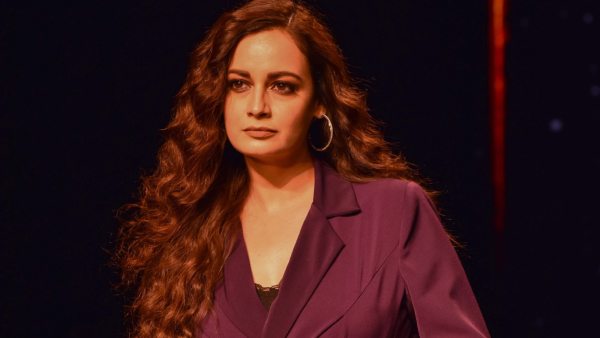 dia mirza