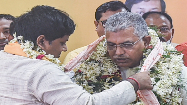 দিলীপের থেকে এগিয়ে সুকান্ত দিলীপের থেকে এগিয়ে সুকান্ত
