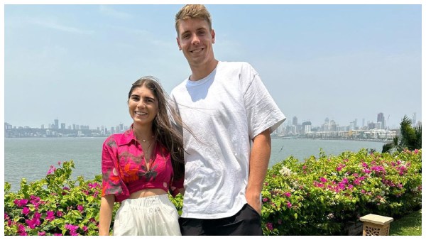 এমিলি রেডউড ও ক্যামেরন গ্রিন