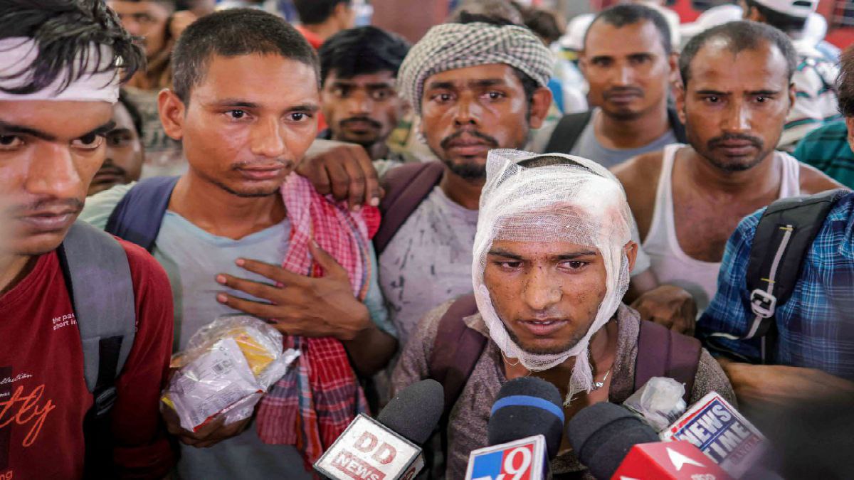 ট্রেন দুর্ঘটনায় আহত ট্রেন দুর্ঘটনায় আহত