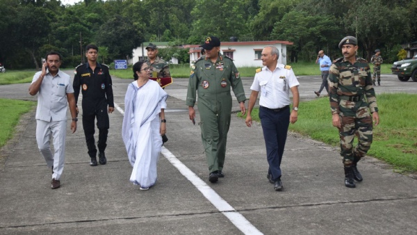 মমতা বন্দ্যোপাধ্যায় সেবক