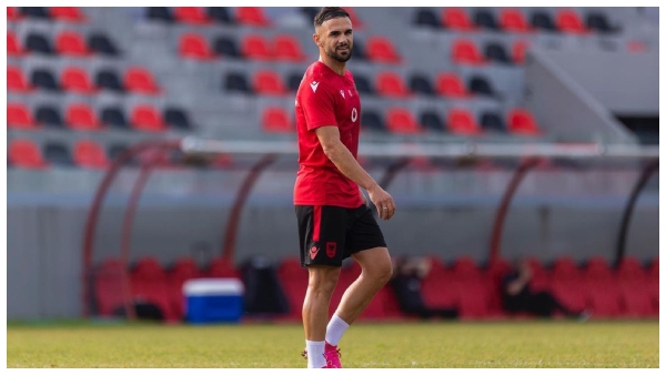 আর্মান্দো সাদিকু আর্মান্দো সাদিকু