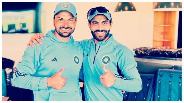 মুকেশ মুকেশ