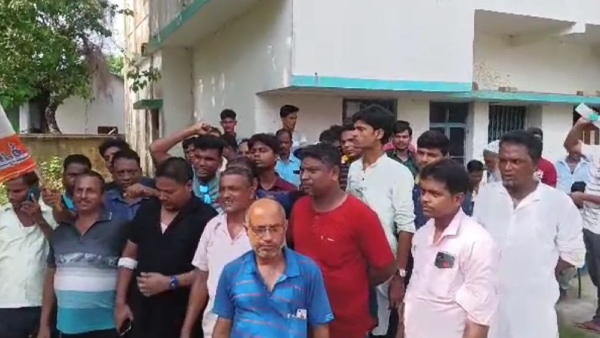 নন্দীগ্রাম পার্টি অফিস