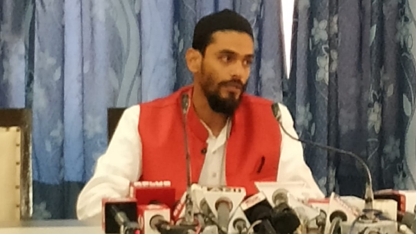 image nawshad siddiqi in a meeting