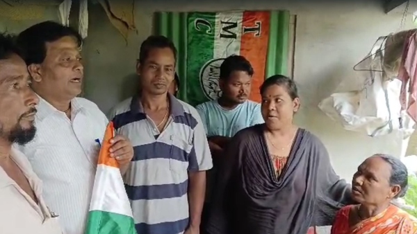বিজেপির প্রতীক না পেয়ে তৃণমূলে