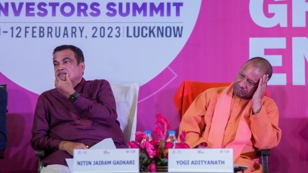 image of yogi adityanath and Nitin Gadkari