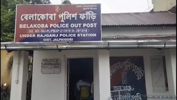 বিজেপির পতাকায় কন্ডোম! 