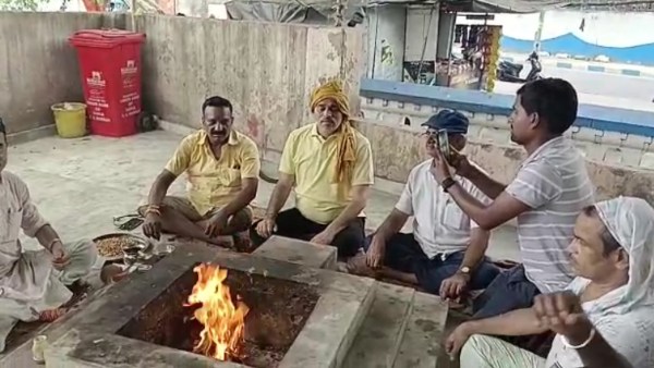 image of puja in Howrah