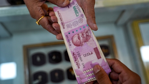 image of 2000 rupee note