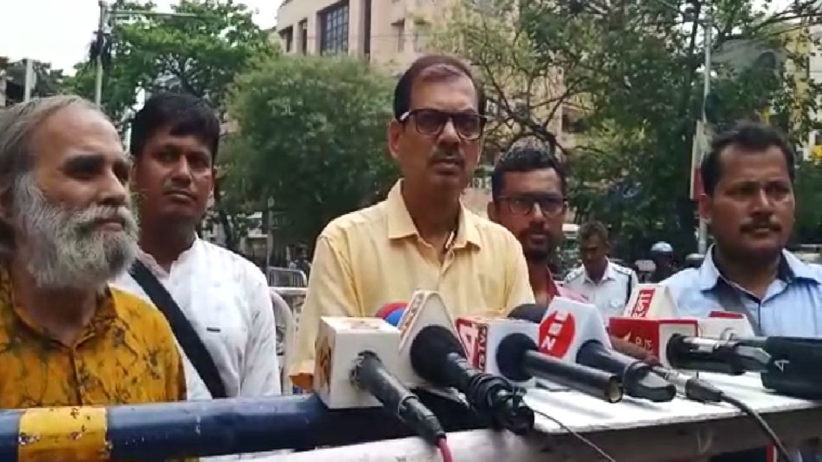 সংগ্রামী যৌথ মঞ্চের ডেপুটেশন