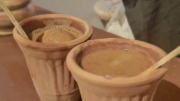 বিখ্যাত রসগোল্লা চা-এর দাম পড়বে কাপ প্রতি ৪০ টাকা