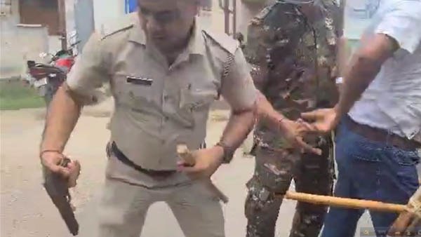 উত্তপ্ত ডোমকল