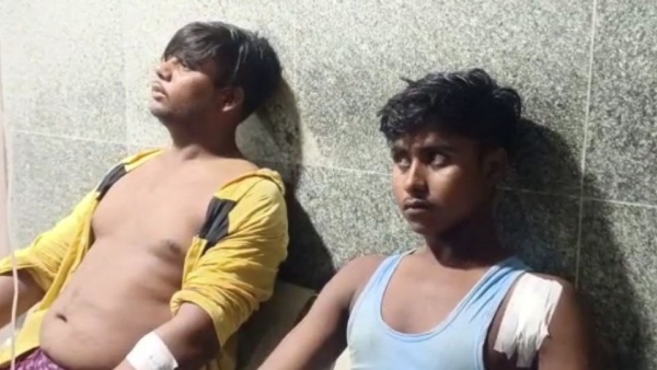 ডোমকলে গুলিবিদ্ধ তৃণমূল কর্মী ডোমকলে গুলিবিদ্ধ তৃণমূল কর্মী
