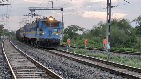 ওন্দা রেল দুর্ঘটনায় বড় পদক্ষেপ ভারতীয় রেলের! ওন্দা রেল দুর্ঘটনায় বড় পদক্ষেপ ভারতীয় রেলের!