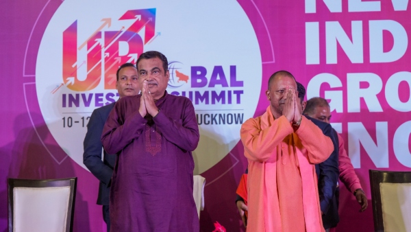 image of yogi adityanath and Nitin Gadkari