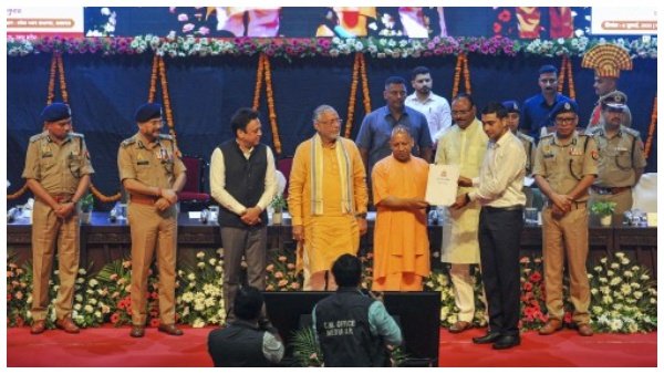 যোগী যোগী