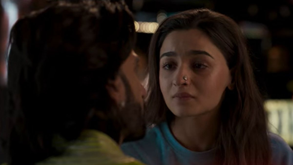 সামনে এল করণের নতুন ছবির আরও একটি গান