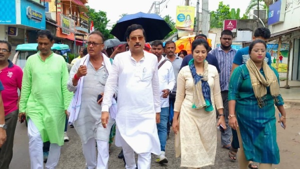 মনোরঞ্জন ব্যাপারী মনোরঞ্জন ব্যাপারী